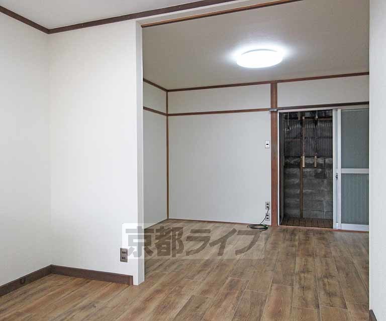 居室・リビング　綺麗な室内です・