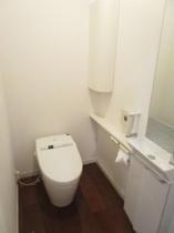 トイレ　トイレ