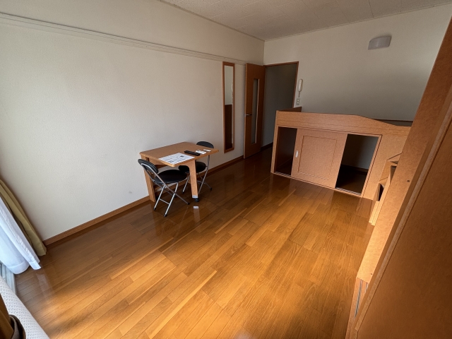 居室・リビング　洗濯機置場