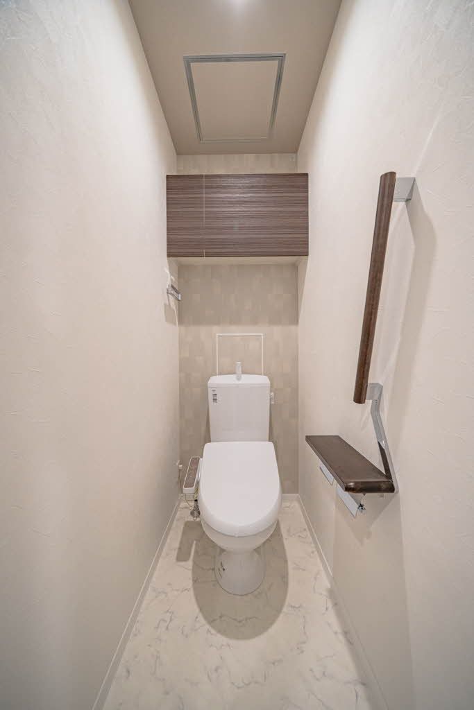 トイレ　トイレ