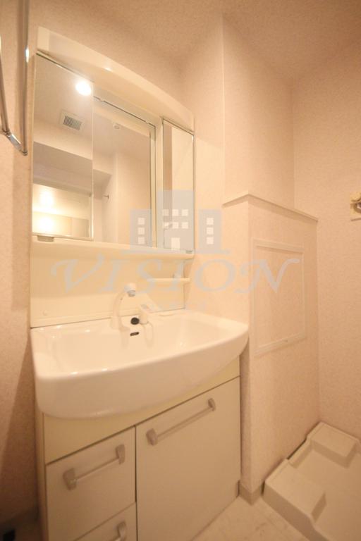 洗面設備　写真は別タイプとなります。