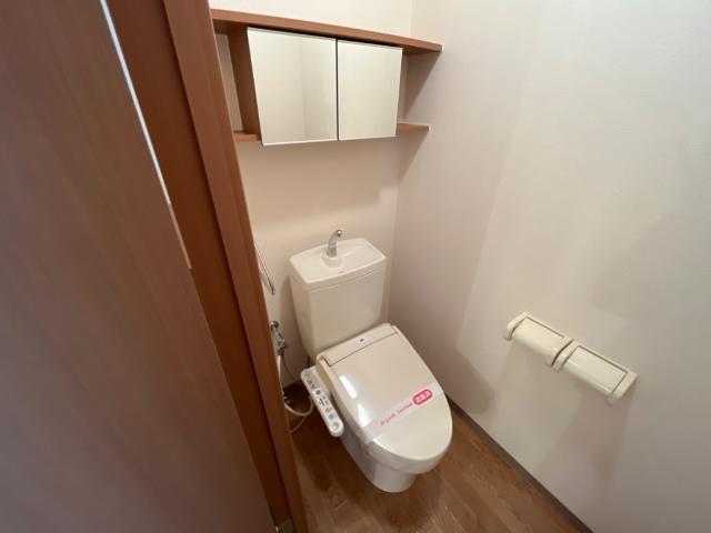 トイレ　シャワー付トイレ