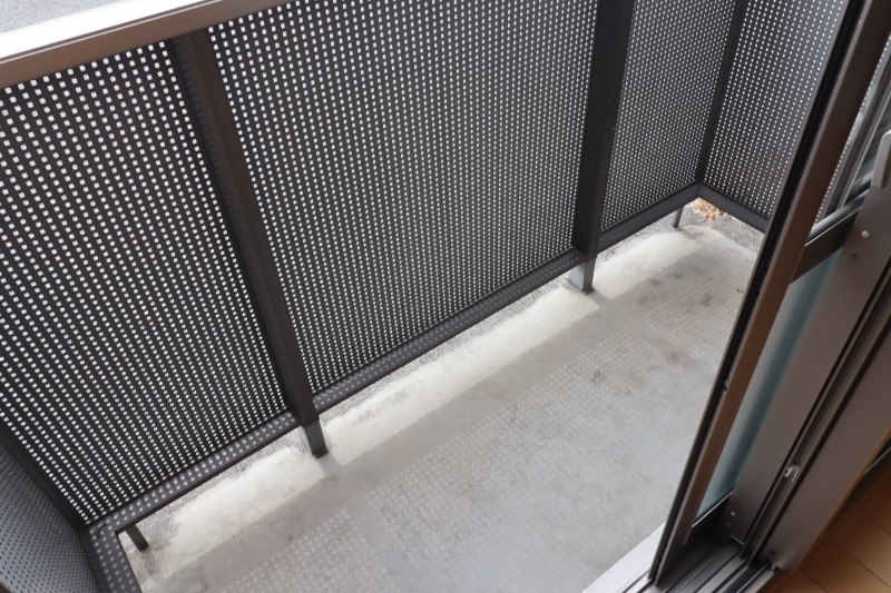 バルコニー　図面と現状に相違がある場合には現状を優先