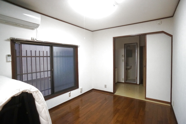 その他部屋・スペース　窓から暖かな日差しが入ります♪