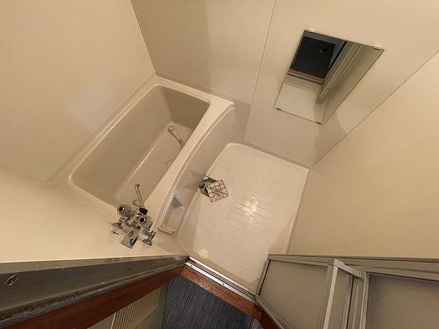 バス・シャワールーム　浴室