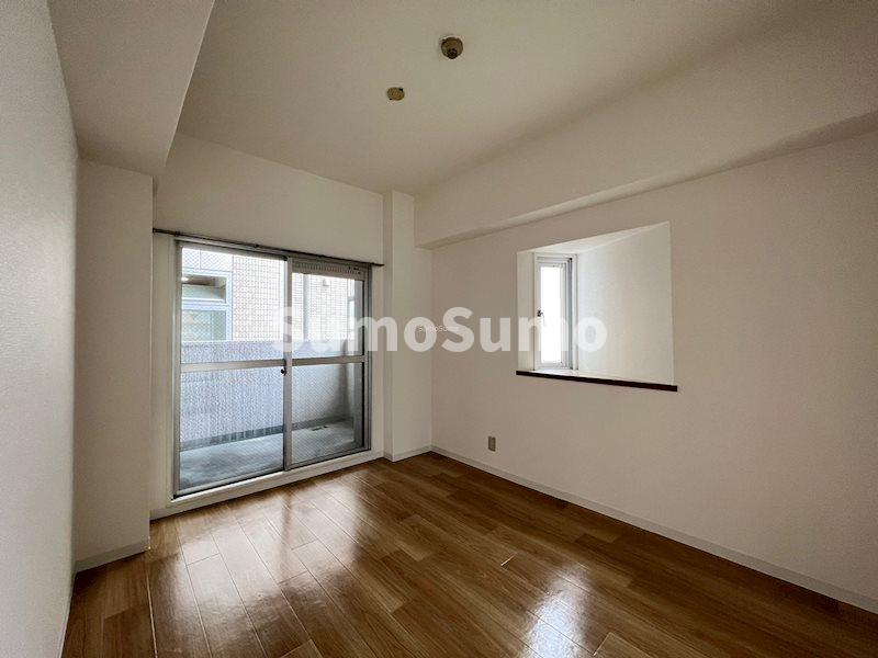 その他部屋・スペース　落ち着いて過ごせるお部屋なので、寝室にいかがでしょうか