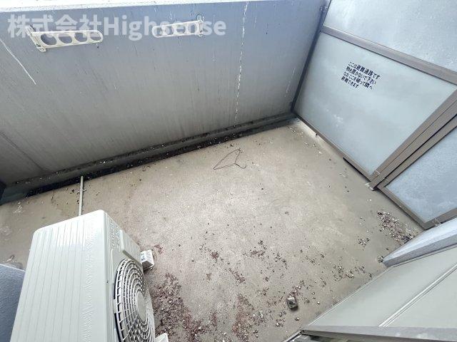 バルコニー　お洗濯にも便利なバルコニー付き