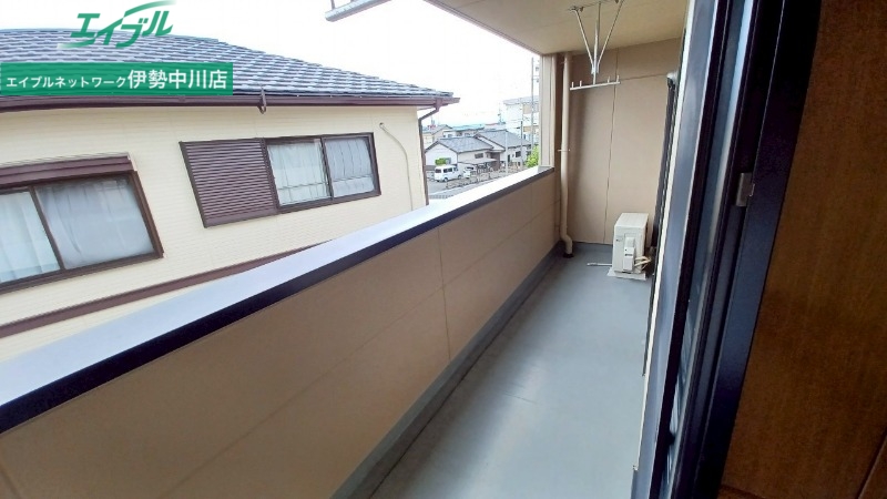 バルコニー　同型反転参考写真です。