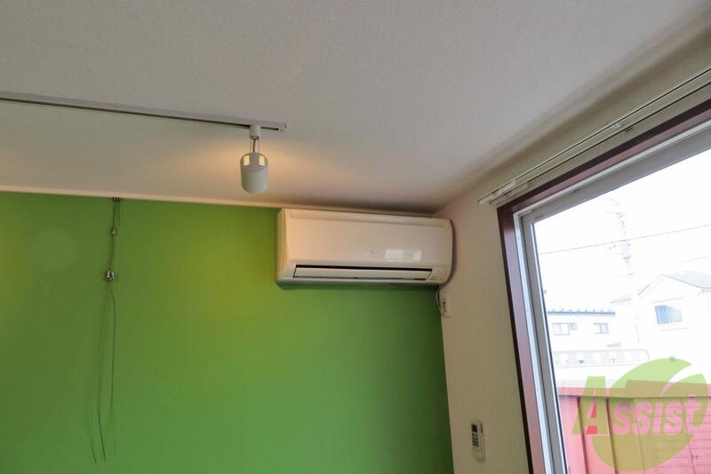 その他設備　エアコンは夏や冬も大活躍です。有ると嬉しいですね。