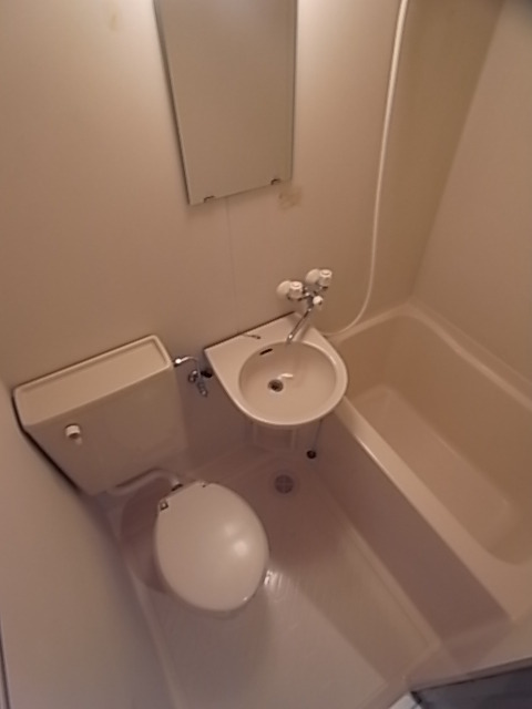 バス・シャワールーム　バスルーム