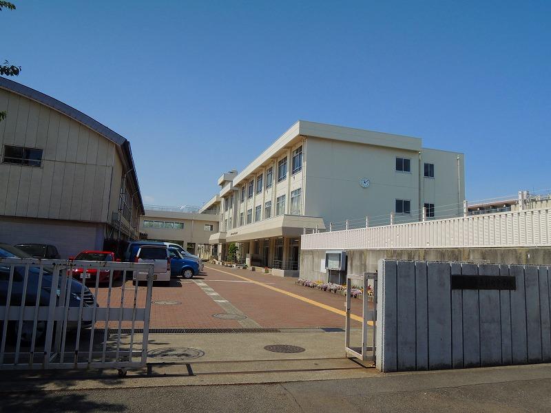 中学校　相模原市立新町中学校（中学校）まで226m