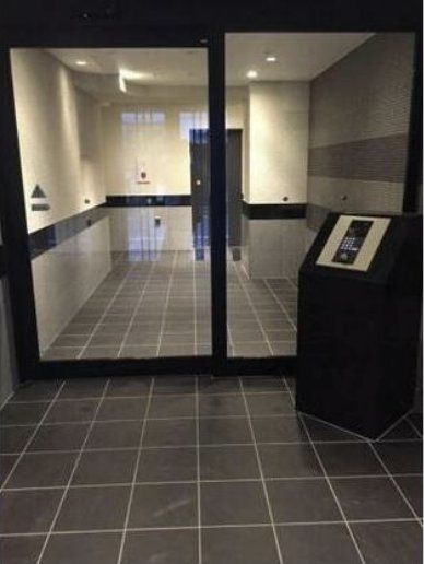 エントランス　エントランス