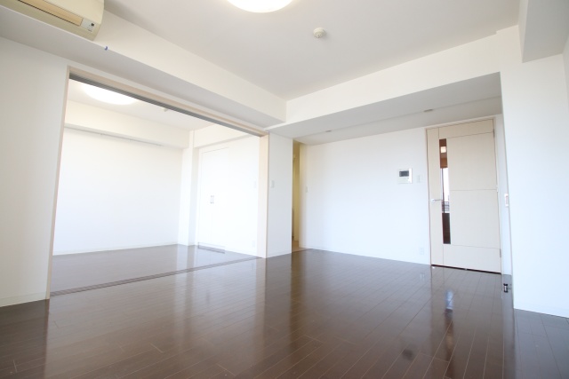 居室・リビング　※別室の参考写真の為、現況優先です。