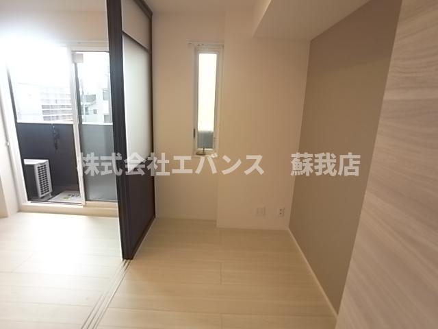 その他部屋・スペース　落ち着いて過ごせるお部屋なので、寝室にいかがでしょうか