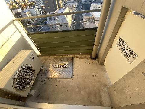 バルコニー　ベランダ