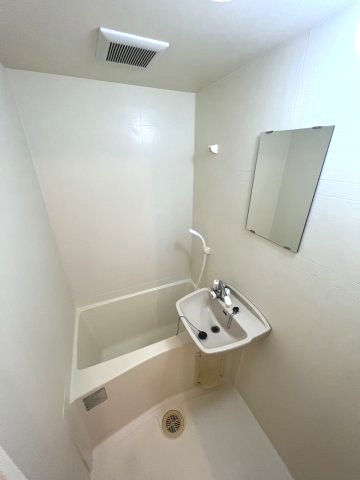 バス・シャワールーム　浴室