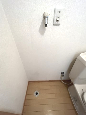 洗面設備　洗濯機置き場