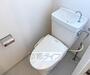 トイレ　ウォシュレット付きです・
