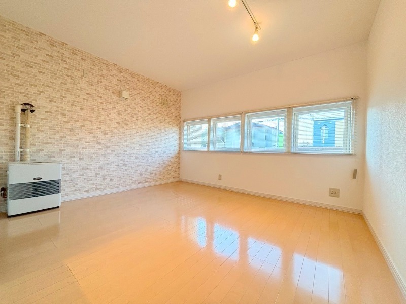 居室・リビング　明るいリビング♪