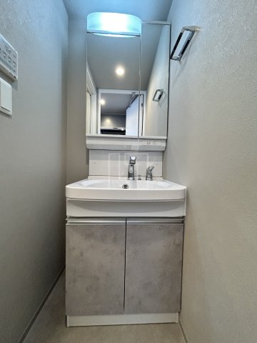 洗面設備　WORVE大阪本町（ワーブ大阪本町）　独立洗面化粧台