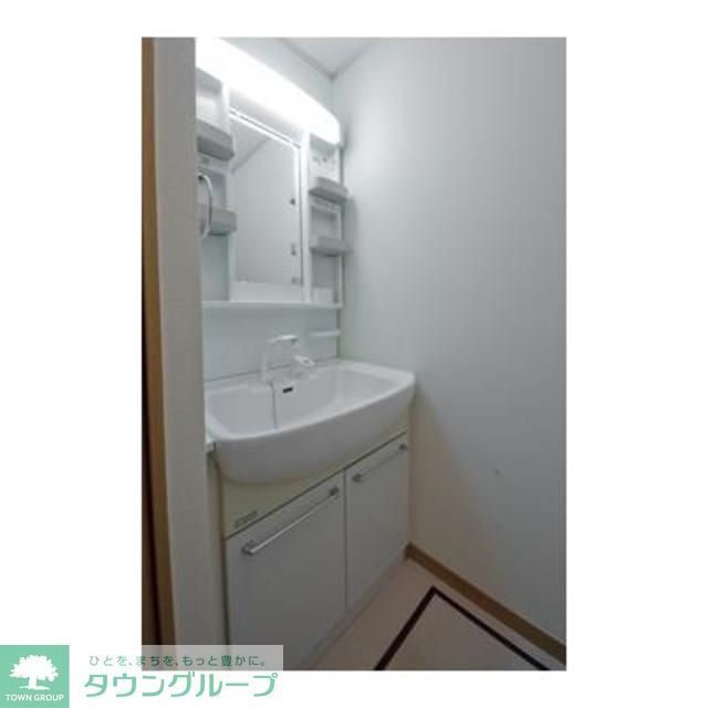 洗面設備　※写真は同タイプ住戸です。
