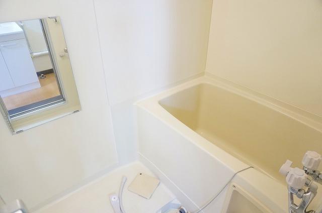 バス・シャワールーム　浴室