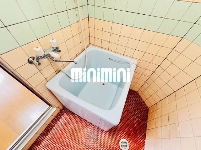 バス・シャワールーム　お掃除ラクラクのユニットバス