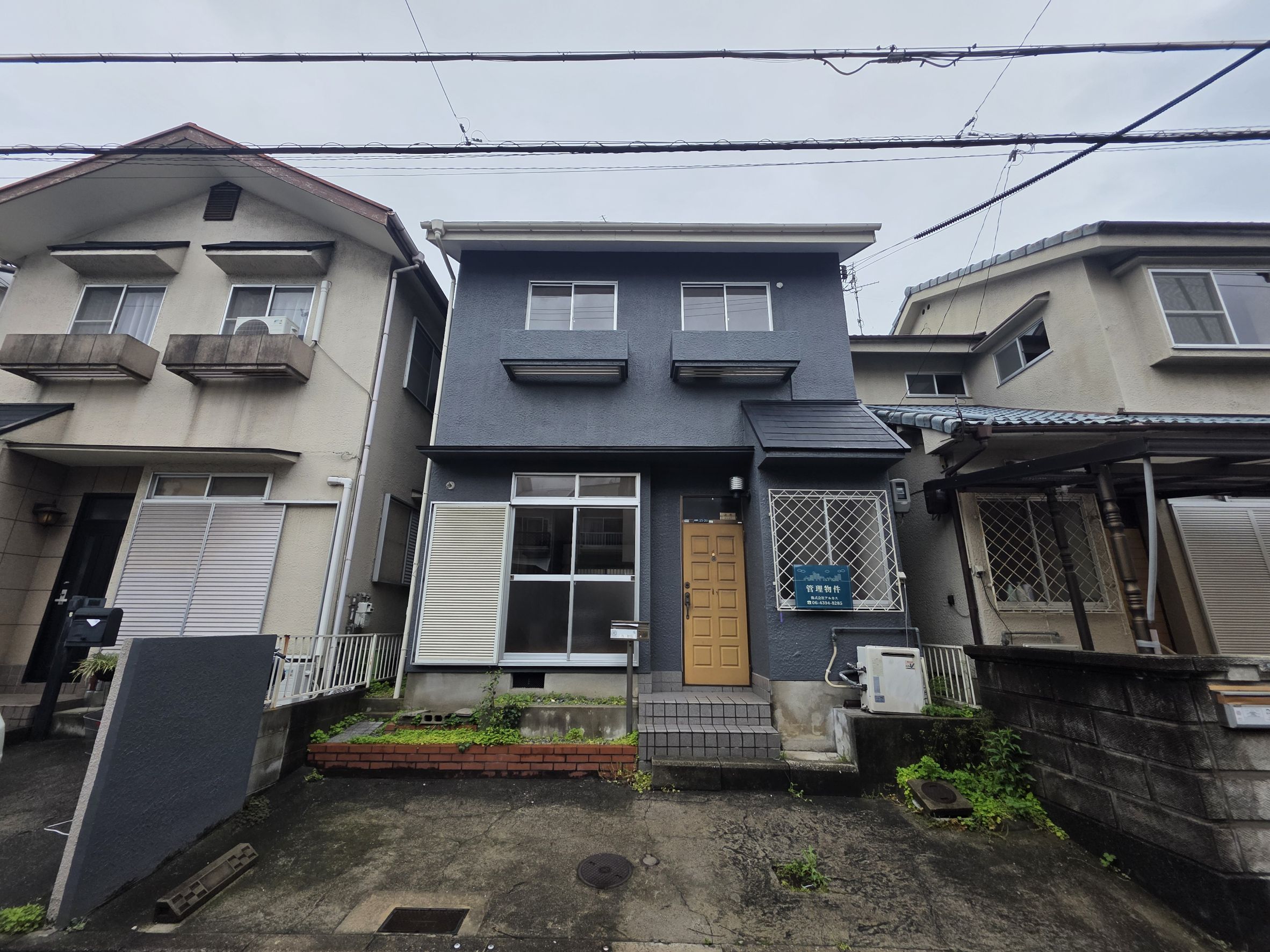 岸和田市松風町貸家