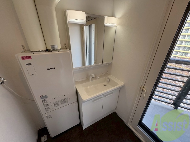 洗面設備　シャンプードレッサーで身支度もラクラクです！