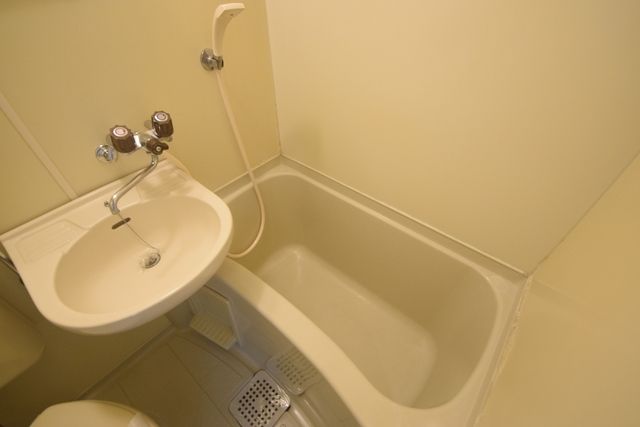 バス・シャワールーム　内装・設備