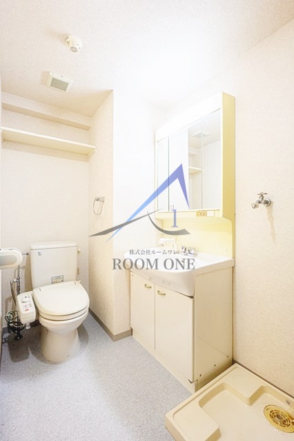 洗面設備　独立洗面台です。