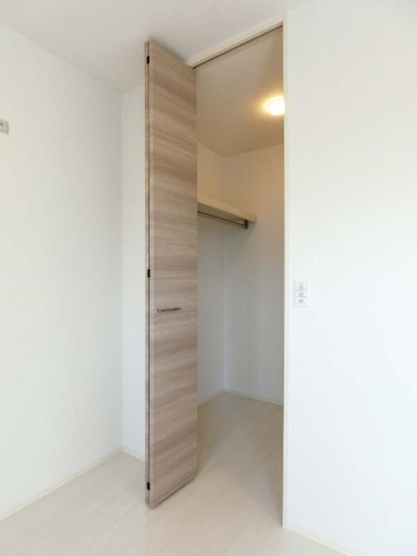 収納　図面と現状に相違がある場合には現状を優先