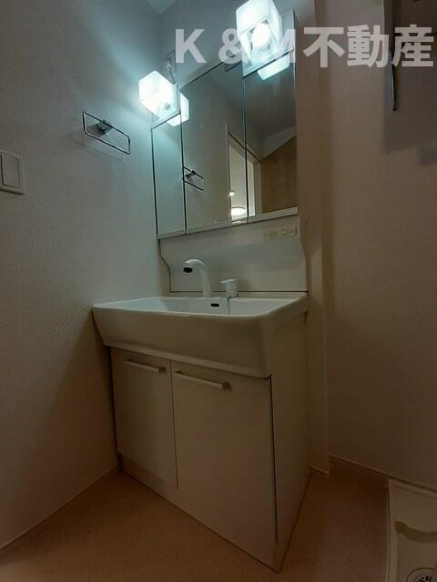 洗面設備　忙しい朝には欠かせない洗面所です