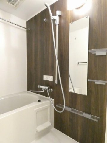 バス・シャワールーム　バス※別部屋参考写真