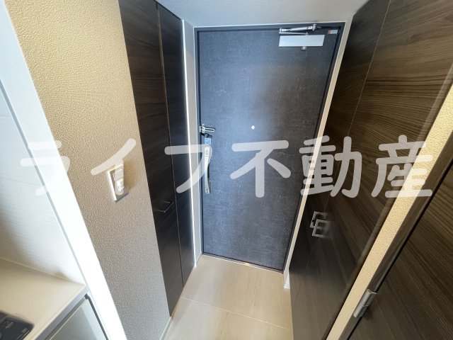 玄関　落ち着いた玄関です