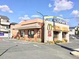 飲食店　マクドナルド 25号八尾店（飲食店）まで513m