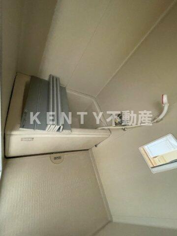 バス・シャワールーム　コンパクトで使いやすいお風呂です