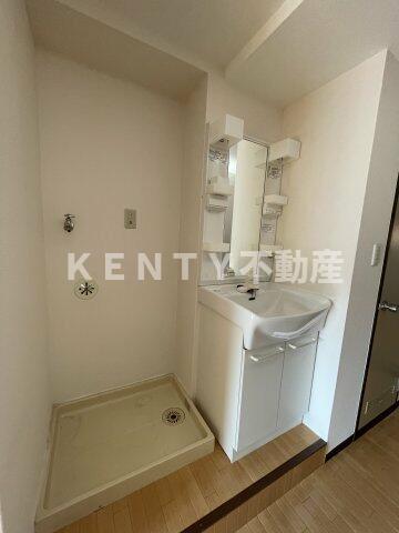 洗面設備　コンパクトで使いやすい洗面所