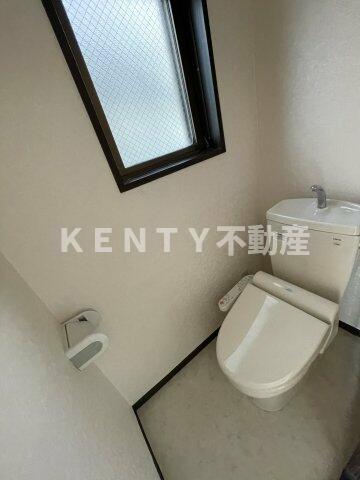 トイレ　コンパクトで使いやすいトイレです