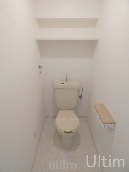 トイレ　別部屋のお写真です。ご参考までに！