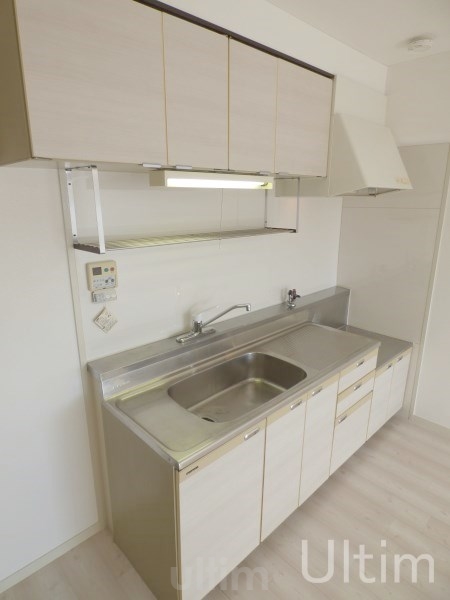 キッチン　別部屋のお写真です。ご参考までに！