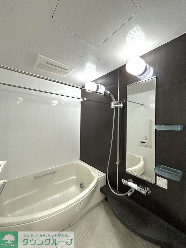 バス・シャワールーム　浴室乾燥機、追い焚き機能付バス