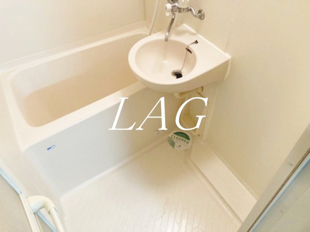 洗面設備　洗面台です。