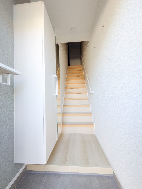 玄関　図面と現状に相違がある場合には現状を優先