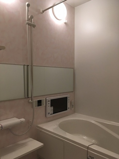 バス・シャワールーム　浴室