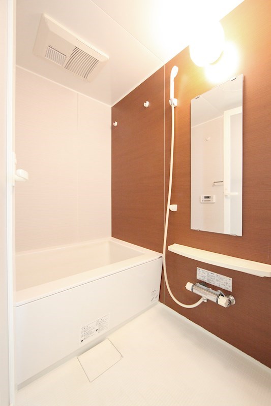 バス・シャワールーム　バスルーム
