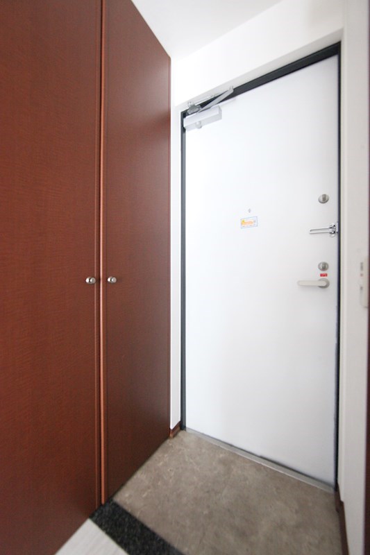 玄関　玄関　シューズボックス