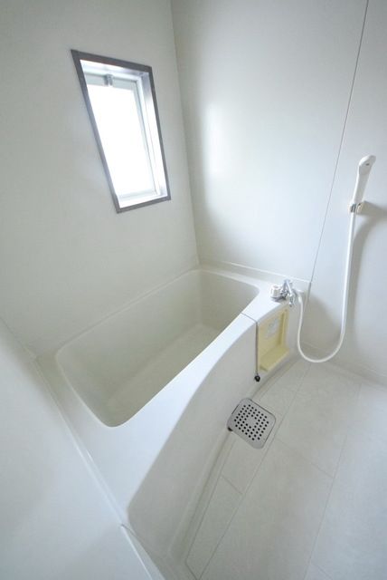 バス・シャワールーム　バスルーム