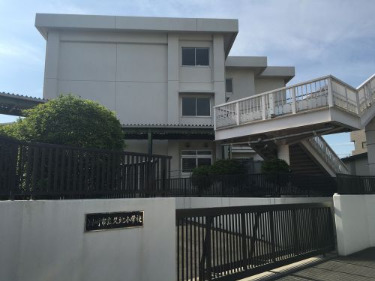 小学校　川崎市立久地小学校（小学校）まで43m