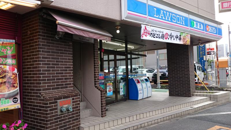 コンビニ　ローソン新宿一丁目店（コンビニ）まで161m